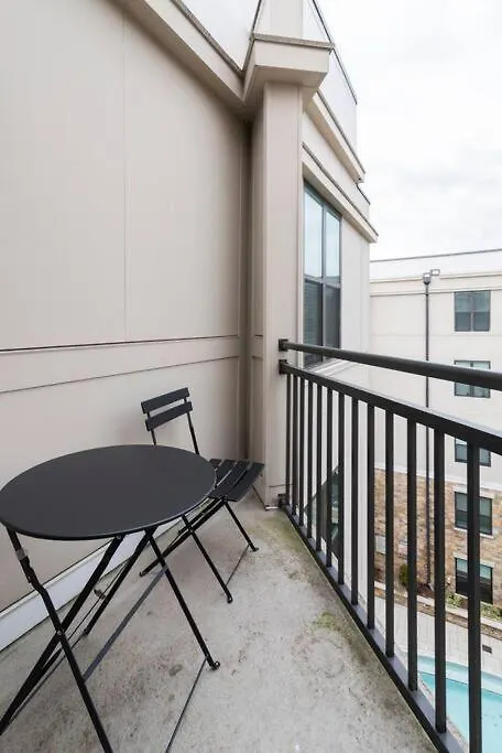 Queen Bed In Dilworth ◈ Shopping ◈ Restaurants Charlotte