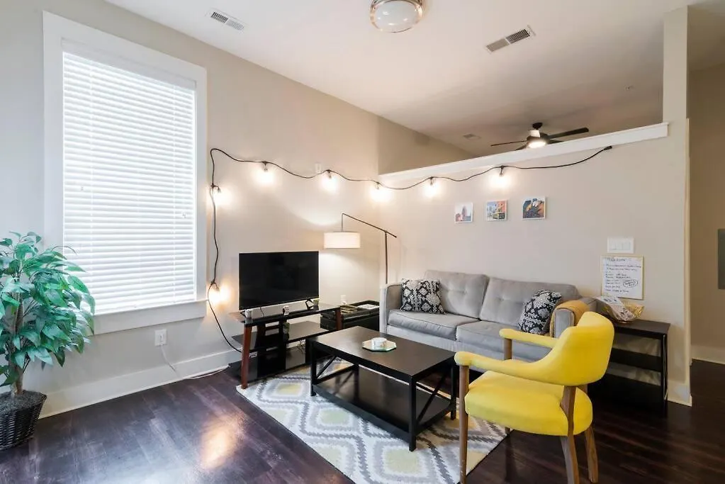 Queen Bed In Dilworth ◈ Shopping ◈ Restaurants Charlotte