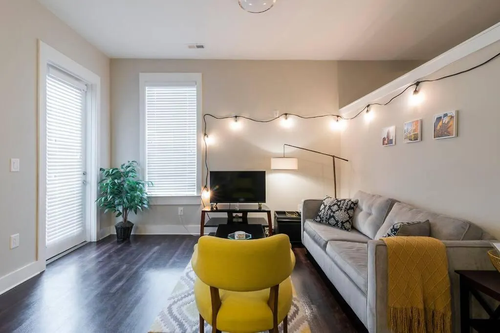Queen Bed In Dilworth ◈ Shopping ◈ Restaurants Charlotte